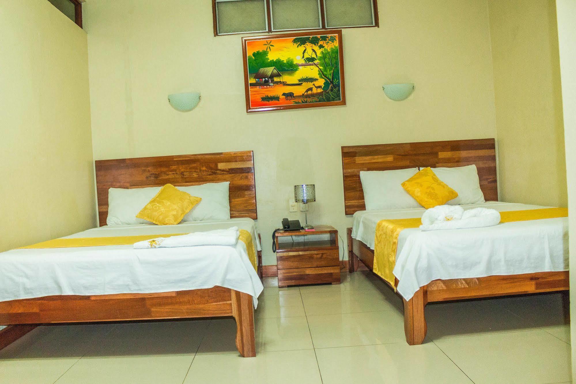 Hotel Golden Star Iquitos Exterior foto